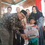 Foto: Wakil Bupati Rembang Mochamad Hanies Cholil Barro' bersama Plt Kepala Dinsos PPKB Prapto Raharjo saat santuni anak yatim di Pendopo Musium RA Kartini/palevioletred-jellyfish-458835.hostingersite.com/Sri Lestari