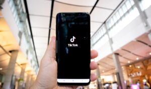 KemenKominfo Bicara Kemungkinan Blokir TikTok/unsplash.com
