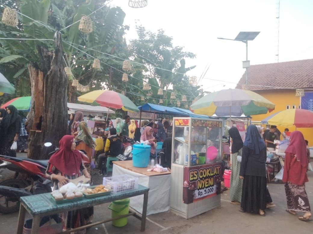 Serunya Ngabuburit di Kampung Ramadan Kajen