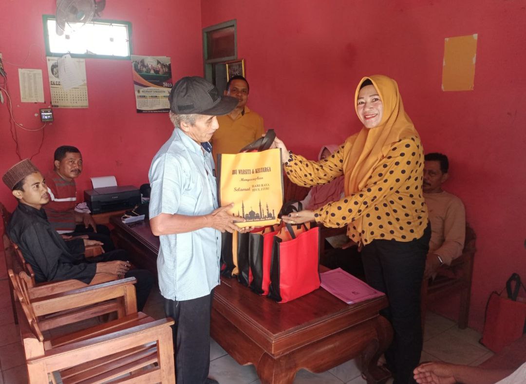 Anggota DPRD Pati Warsiti