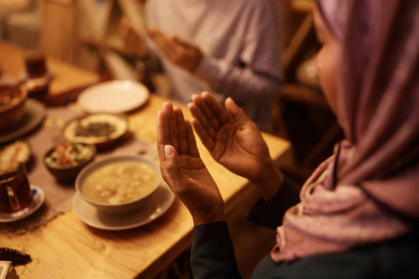 doa makan makanan syubhat