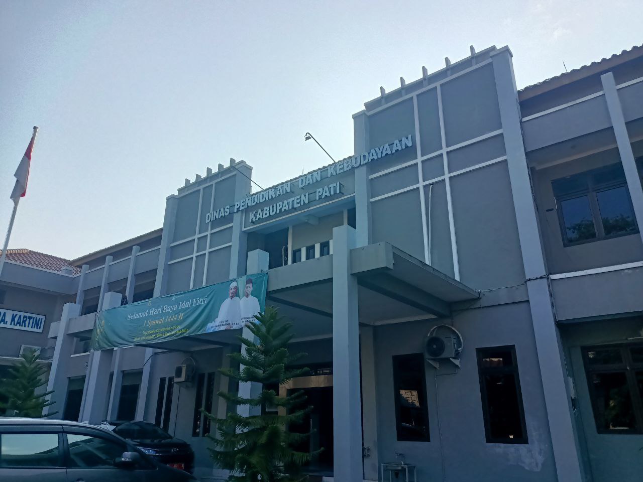 Foto : Gedung Dinas Pendidikan dan Kebudayaan (Disdikbud) Kabupaten Pati, (Sumber : palevioletred-jellyfish-458835.hostingersite.com / Putri Asia)