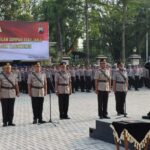 Foto: Kapolresta Pati Kombes Pol Andhika Bayu Adhittama saat menandatangani surat (Dok: Humas Polresta Pati)