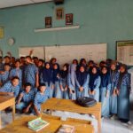 program Volontaire de Service Civique bersama Volunteer dari Perancis SMA N 1 Batangan