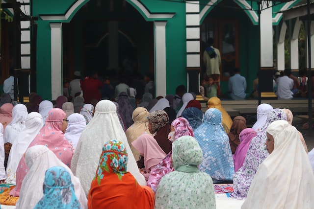 Hukum Salat di Tempat yang Miring atau Tidak Rata/unsplash