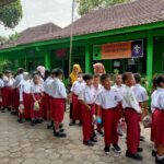 Foto : MPLS SD Negeri Payang 02 (Sumber : palevioletred-jellyfish-458835.hostingersite.com / Putri Asia)