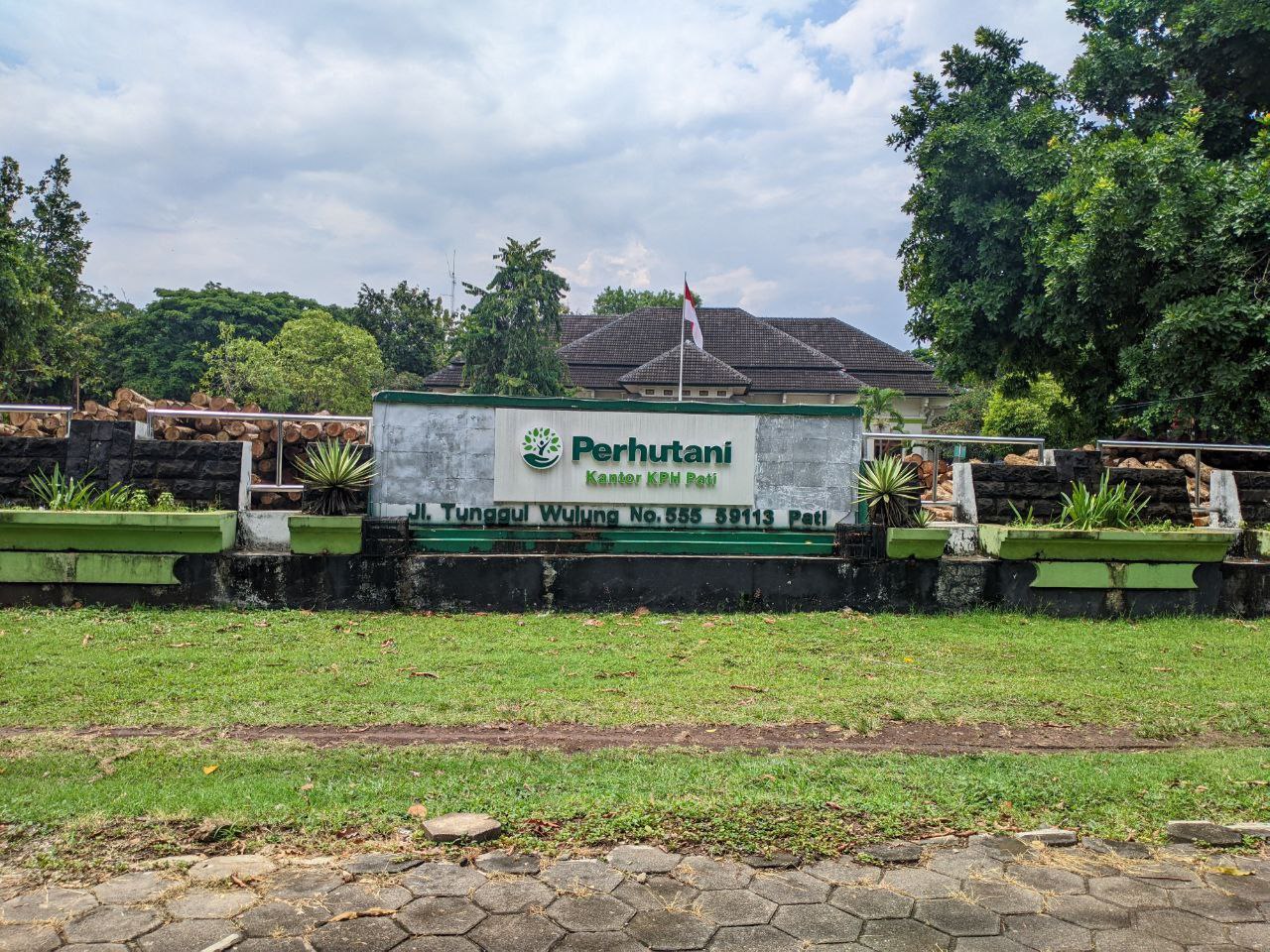 Foto: Kantor Perhutani KPH Pati (Sumber: M Kafi/Mitrapost)