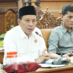 Foto: Bambang Susilo, Komisi A DPRD Pati dalam agenda Public Hearing (Sumber: M Kafi/Mitrapost)