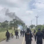 Foto: Bentrok TNI-Polri dan Warga (Sumber: istimewa)