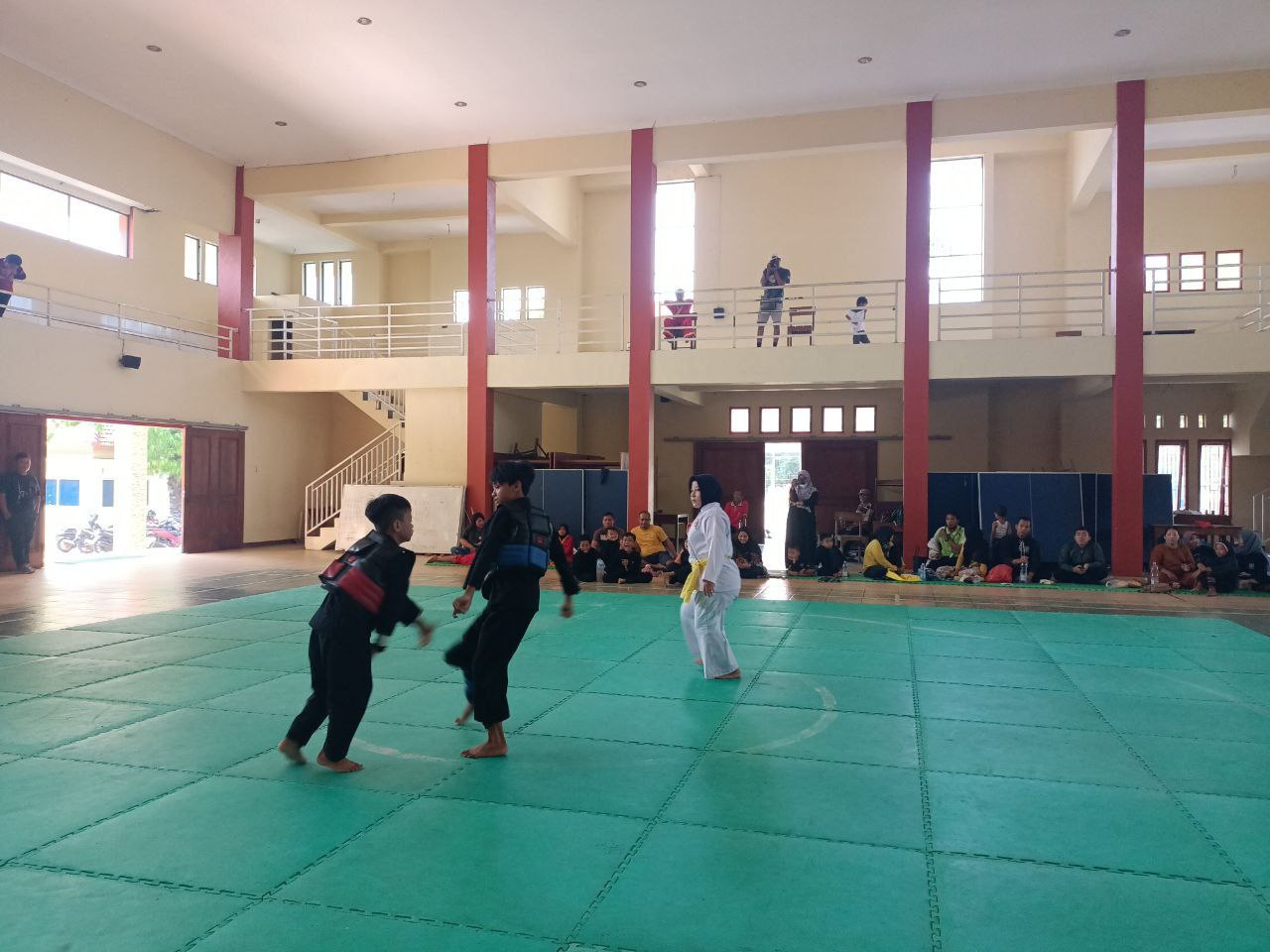 Foto : Gelar event pencak silat (Sumber : Mitrapost / Putri Asia)