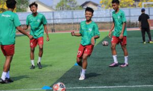 Foto : Persipa U-17 saat melakukan sesi latihan di Stadion Joyokusumo Pati (Sumber : palevioletred-jellyfish-458835.hostingersite.com/ Dok. Persipa)