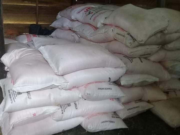 Foto : Pupuk urea bersubsidi (Sumber : Mitrapost / Istimewa)