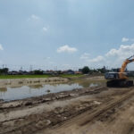 Foto: Pengerukan Banjir Kanal Timur (Sumber: jatengprov)
