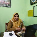 Foto : Kabid Pengawasan dan Pengendalian Lingkungan, Dinas Lingkungan Hidup (DLH), Indah Pratitasari  Dok : (palevioletred-jellyfish-458835.hostingersite.com/ilham)