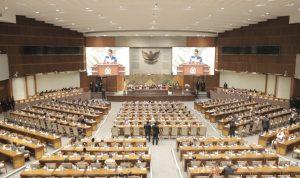 Rapat Paripurna DPR RI 10