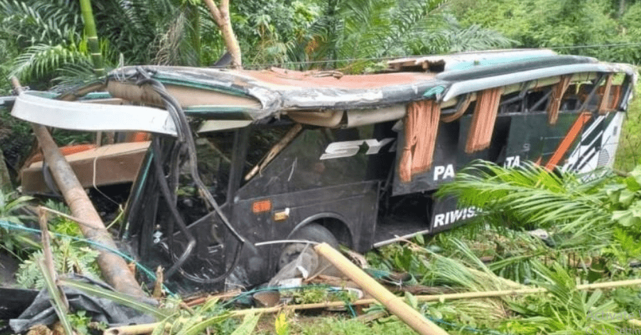 Bus karyawisata