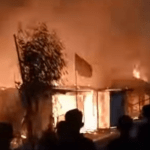 Empat rumah dan musala ludes terbakar