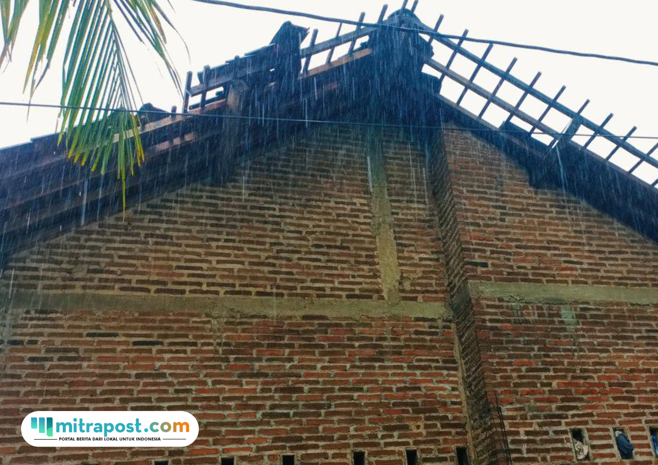 Rumah Warga Desa Alasdowo
