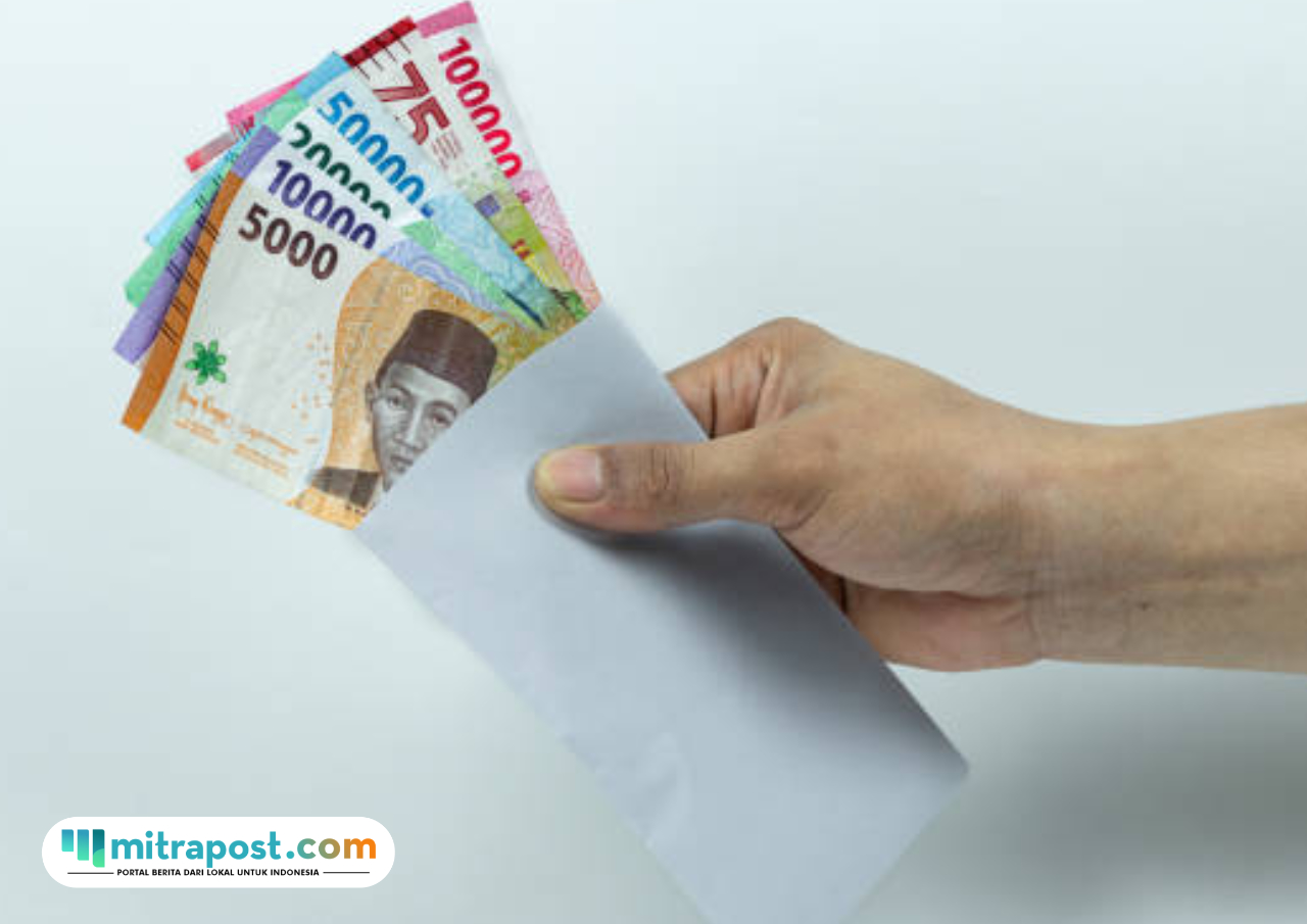 Ilustrasi bantuan hari raya/istock