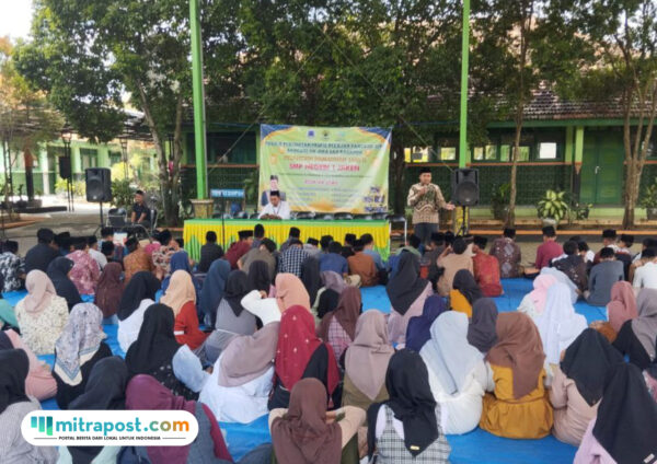 Foto: suasana kegiatan Penyuluh Agama Islam Mengajar di SMPN 1 Jaken di bulan Ramadan (palevioletred-jellyfish-458835.hostingersite.com/ KUA Jaken)
