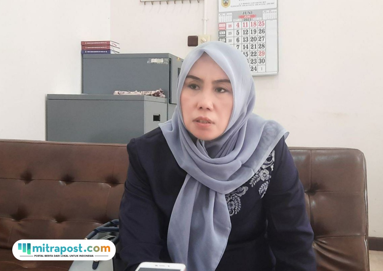 Foto: Anggota Dewan Perwakilan Rakyat Daerah (DPRD) Kabupaten Pati, Muntamah (Sumber: palevioletred-jellyfish-458835.hostingersite.com)