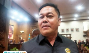 Foto : Ketua DPRD Kabupaten Pati, Ali Badruddin. (Sumber. palevioletred-jellyfish-458835.hostingersite.com/ Ilham)