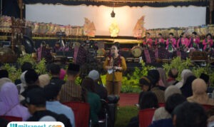 Gelar Budaya Apitan Sabtu (10/5/2025) malam di lapangan Gedawang (Sumber: istimewa)