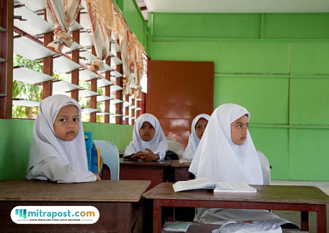 Ilustrasi sekolah di Indonesia/istock