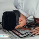 Bagaimana Hukumnya Terlintas Pikiran Kotor Saat Salat?