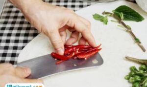5 Tips Ampuh Hilangkan Sensasi Terbakar pada Tangan Akibat Sambal