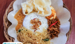 Foto: gambar nasi uduk (sumber: istock)