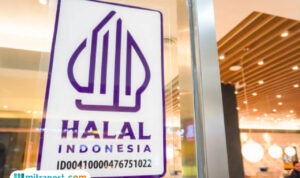 Ilustrasi tempat makan berlabel halal /istock